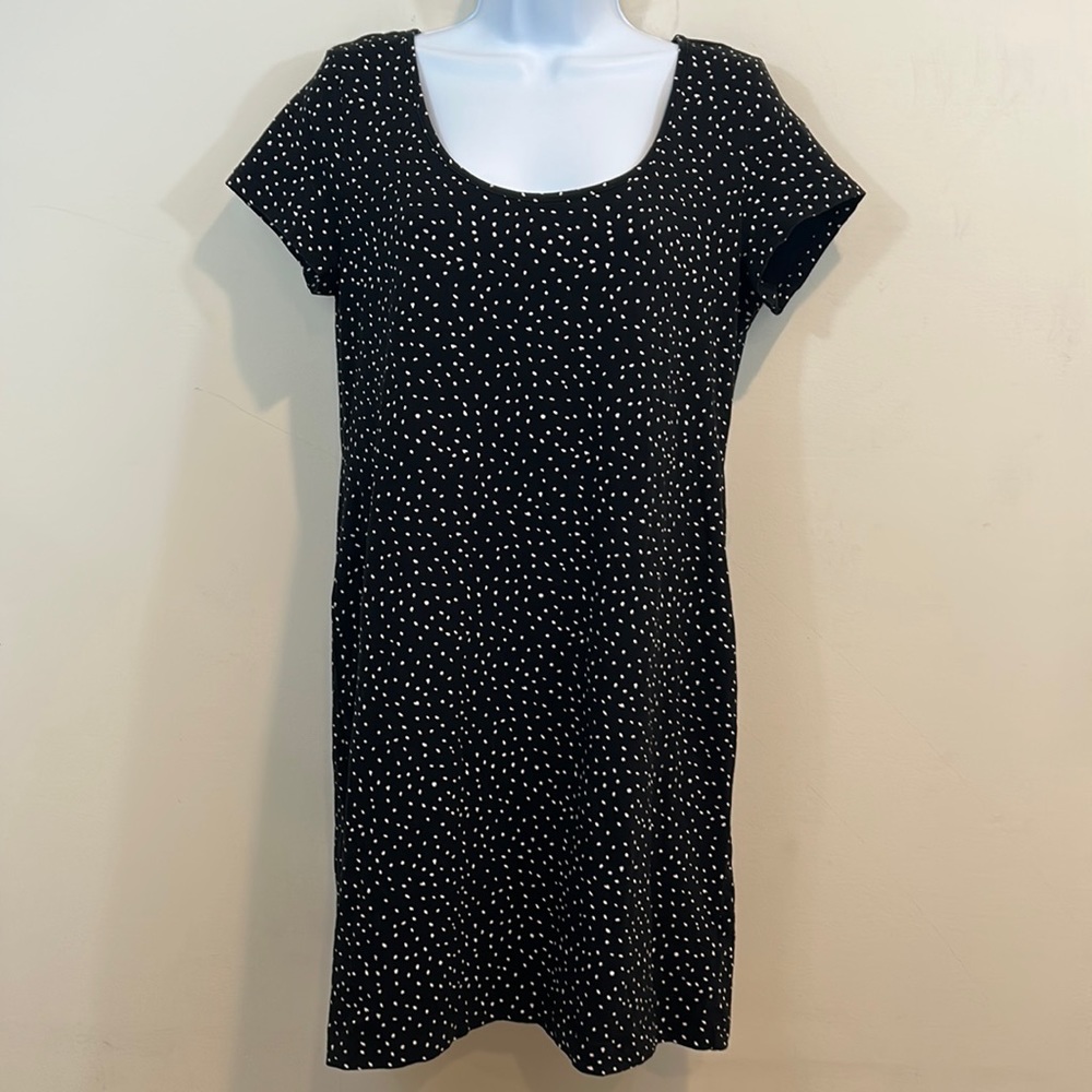 Basic H&M Short Sleeve Casual Dress  Size L